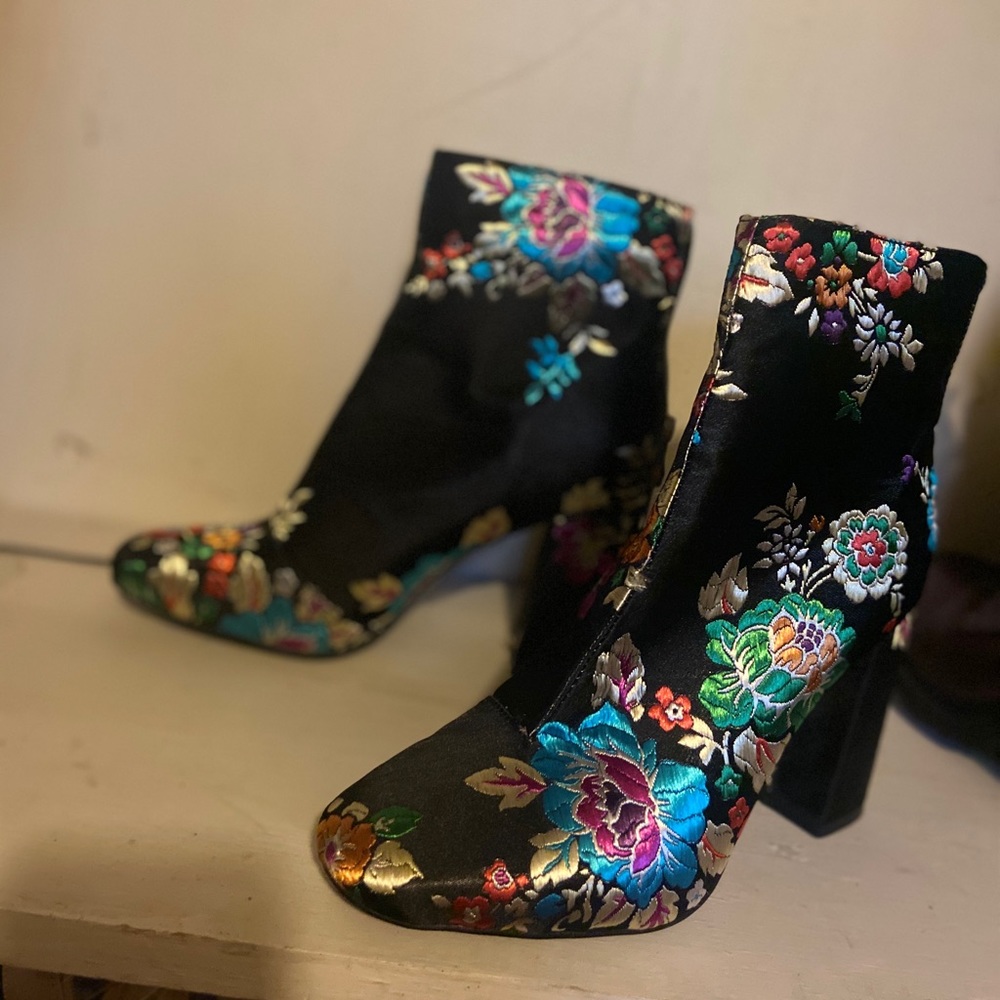 Booties!! - Picture 3 of 3